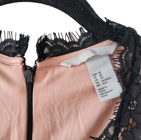 H&M Lace Dress - Picture 2 of 3